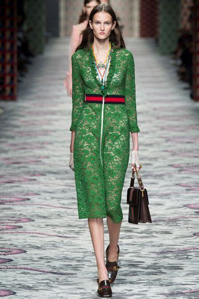 abito gucci con targhetta dorata|Scopri la nuova collezione di abiti Gucci donna su FARFETCH.